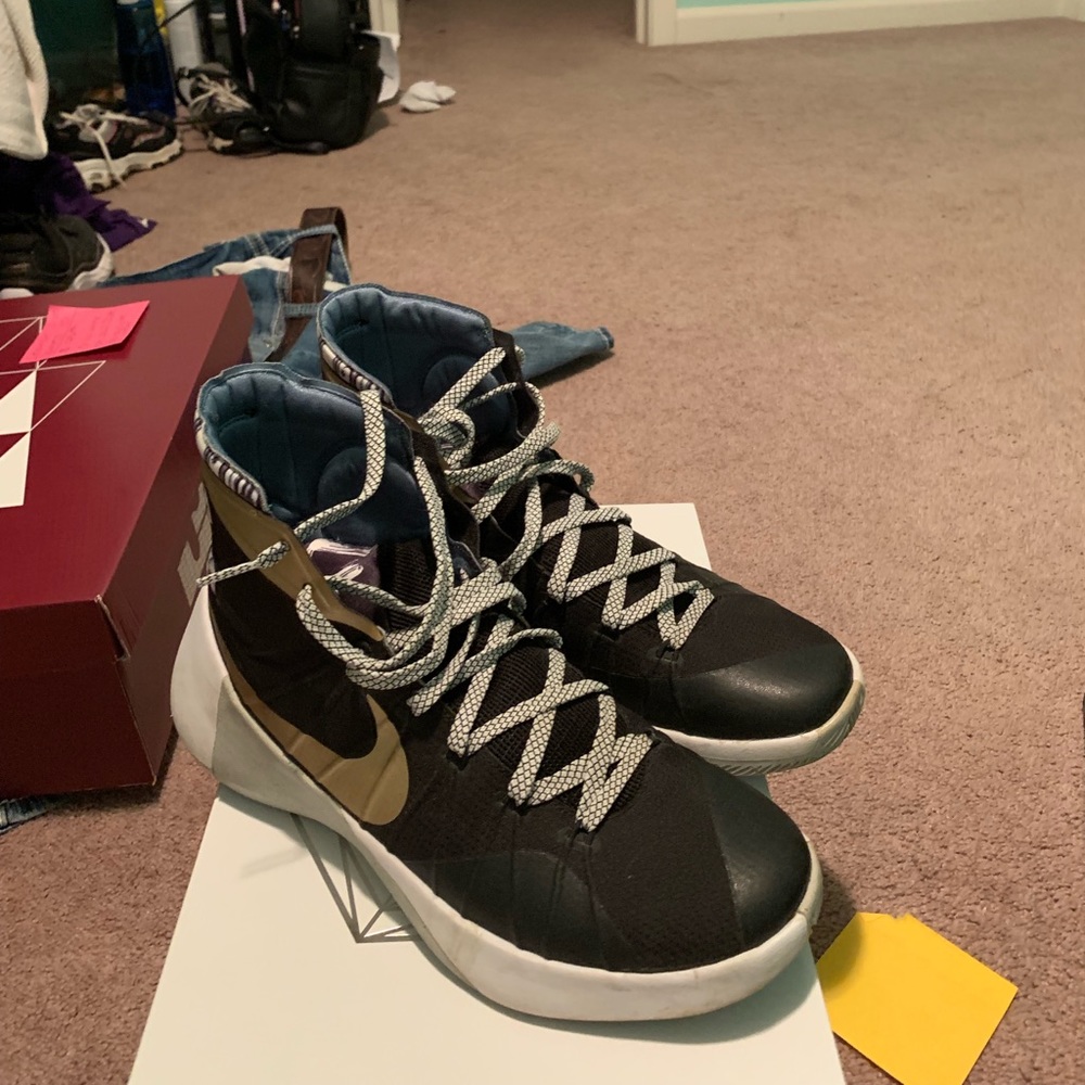 Men shoe